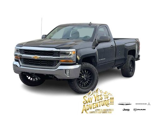 Used 2018 Chevrolet Silverado 1500 LT w/ LT Convenience Package image 1
