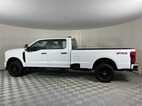Certified 2024 Ford F250 XL w/ STX Appearance Package image 4