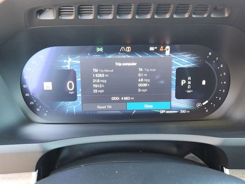 New 2025 Volvo XC90 B6 Core w/ Protection Package Premier image 7