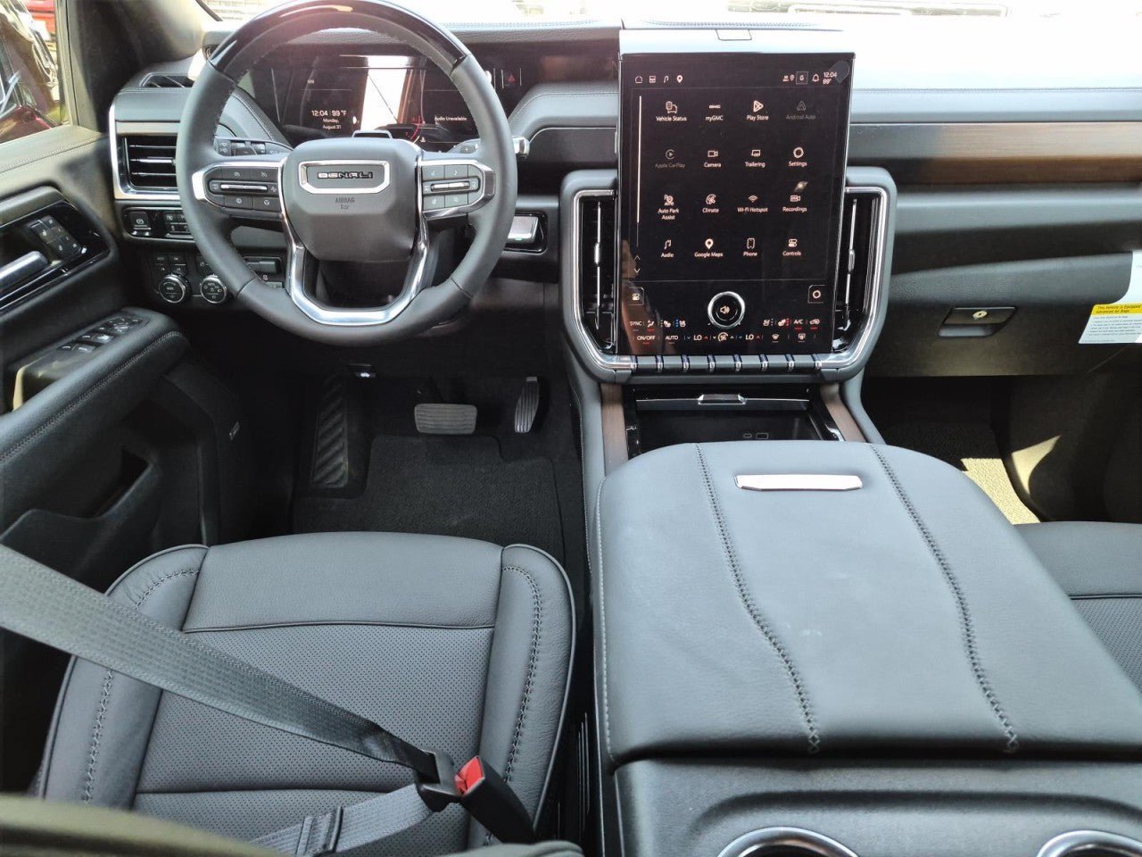 Used 2026 GMC Yukon Denali w/ Denali Reserve Package AWD/4WD image 16