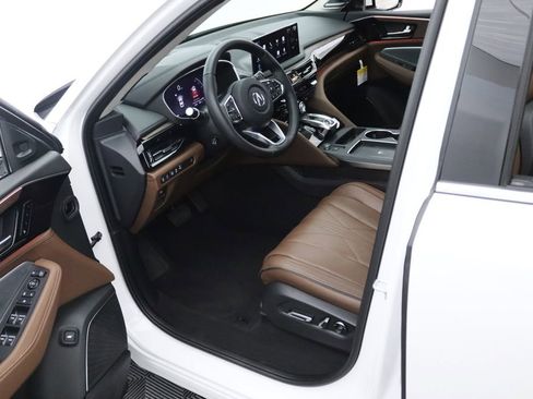 Certified 2026 Acura MDX SH-AWD w/ Advance Package image 17