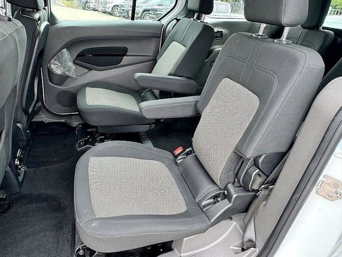 Certified 2022 Ford Transit Connect XL image 33