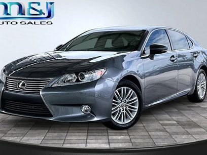 Used 2015 Lexus ES 350 w/ Luxury Package