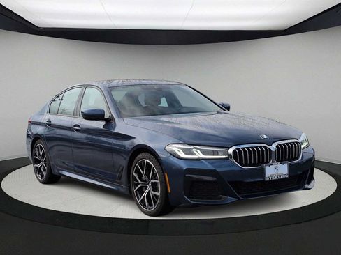 Used 2022 BMW 530i xDrive w/ M Sport Package AWD/4WD image 2