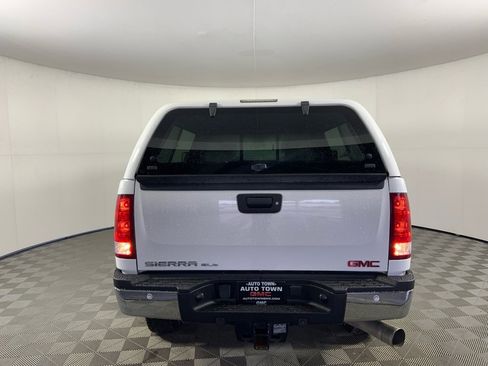 Used 2013 GMC Sierra 2500 SLE w/ SLE Preferred Package image 8