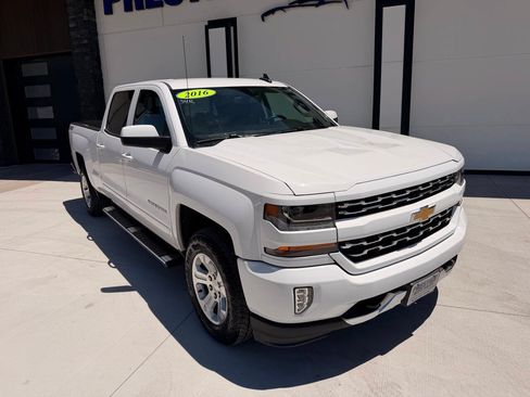 Used 2016 Chevrolet Silverado 1500 LT w/ All Star Edition AWD/4WD image 2