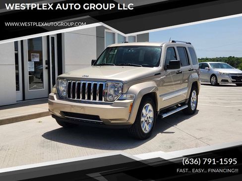 Used 2010 Jeep Liberty Limited w/ Tire & Wheel Group AWD/4WD image 1