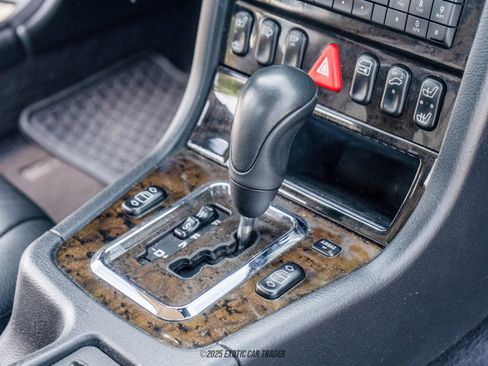 Used 2003 Mercedes-Benz SLK 32 AMG image 42