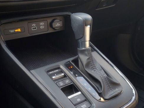 Used 2024 Honda CR-V EX image 25