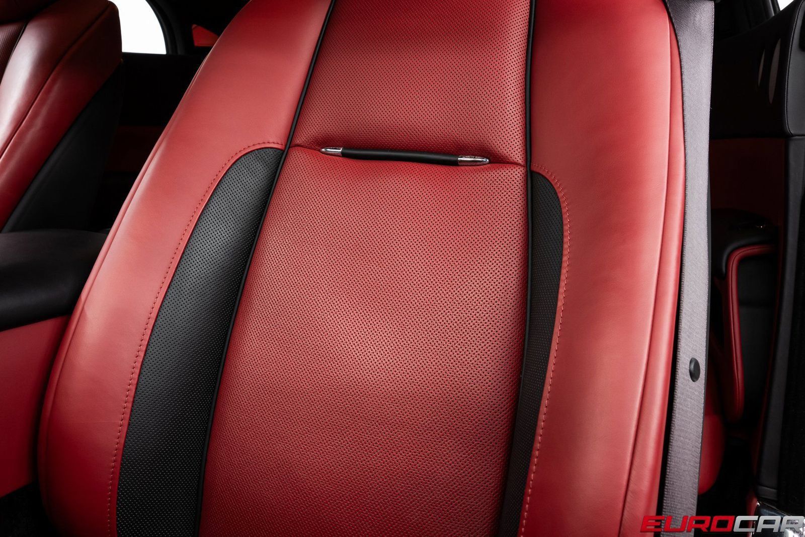 Used 2018 Rolls-Royce Wraith RWD image 33
