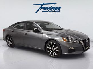 Used 2022 Nissan Altima 2.5 SR image 1