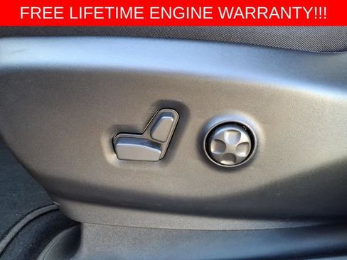 New 2027 Chrysler Pacifica Select w/ Family Tech Group FWD image 15