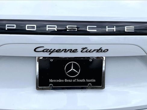 Used 2023 Porsche Cayenne Turbo image 30