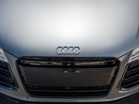 Used 2015 Audi R8 V10 AWD/4WD image 10