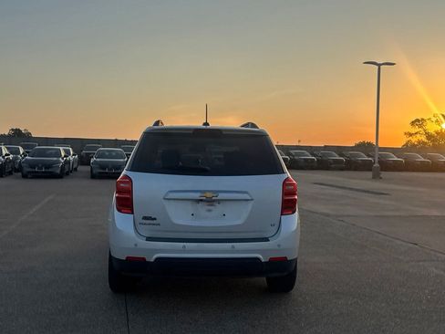 Used 2017 Chevrolet Equinox LT FWD image 21