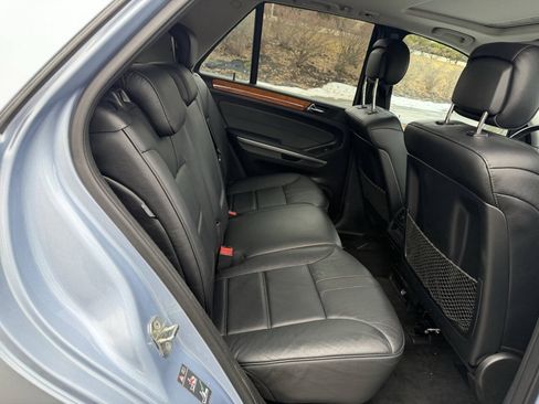 Used 2010 Mercedes-Benz ML 350 BlueTEC 4MATIC image 11