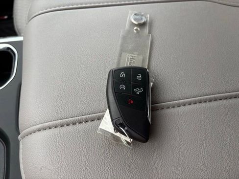 New 2026 Chevrolet Silverado 1500 RST AWD/4WD image 23