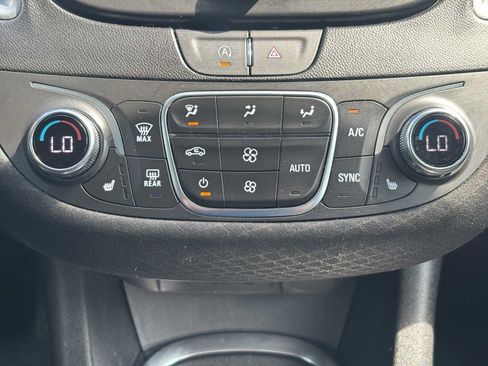 Used 2024 Chevrolet Malibu LT FWD image 17