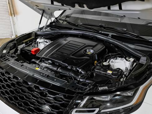 Used 2019 Land Rover Range Rover Velar R-Dynamic SE AWD/4WD image 42