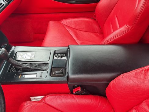 Used 1996 Chevrolet Corvette Convertible RWD image 6