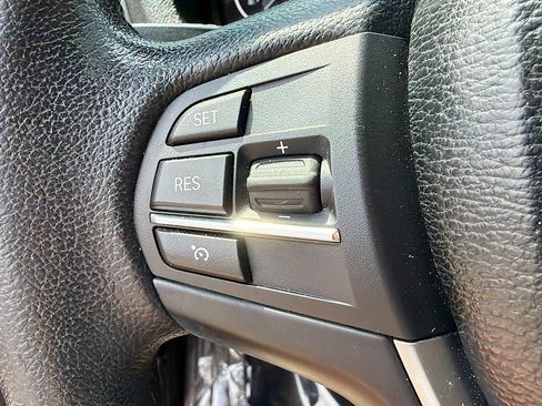 Used 2017 BMW X3 sDrive28i RWD image 34