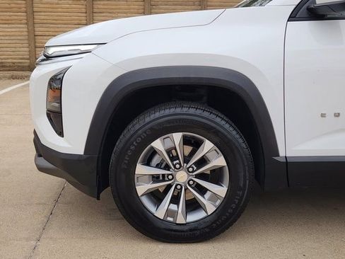 Used 2026 Chevrolet Equinox LT image 15