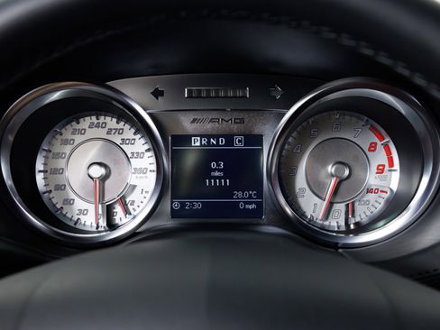 Used 2011 Mercedes-Benz SLS AMG Coupe image 21