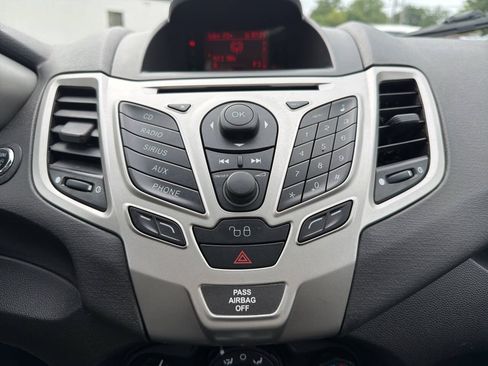 Used 2011 Ford Fiesta SEL w/ 301A Rapid Spec Order Code FWD image 19