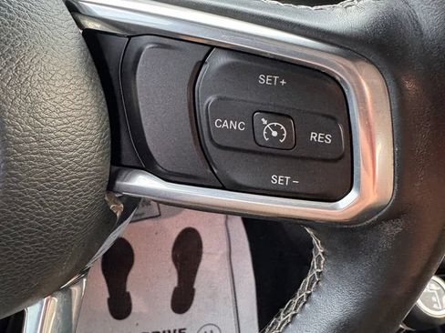 Used 2020 Jeep Wrangler Unlimited Rubicon w/ LED Lighting Group AWD/4WD image 24