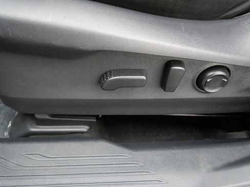 Certified 2023 Subaru Outback Premium image 23