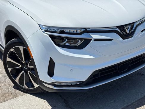New 2025 VinFast VF 8 Plus AWD/4WD image 6