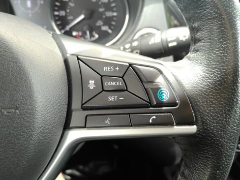 Used 2020 Nissan Rogue SL FWD image 41