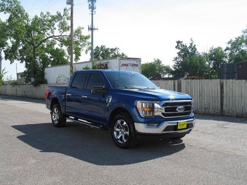 Used 2022 Ford F150 XLT w/ Equipment Group 302A High AWD/4WD image 4