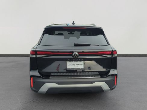 New 2026 Volkswagen Tiguan S image 4