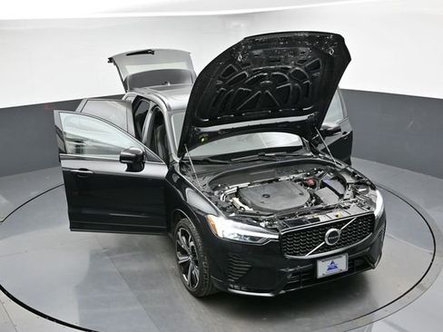 Used 2023 Volvo XC60 B6 Ultimate w/ Protection Package Premier image 49