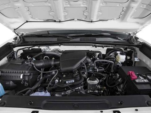 Used 2017 Toyota Tacoma SR RWD image 8