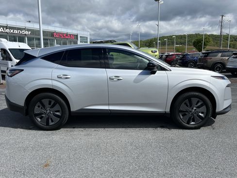Used 2025 Nissan Murano SL AWD/4WD image 2