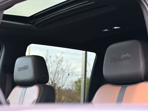 Used 2020 Chevrolet Silverado 2500 High Country image 27