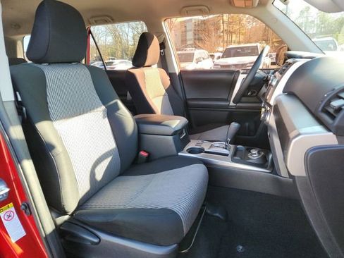 Used 2018 Toyota 4Runner SR5 image 16