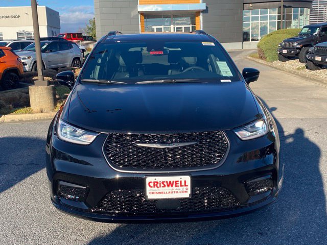 New 2026 Chrysler Pacifica Select w/ S Appearance Package FWD image 10