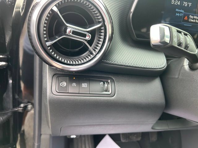 New 2027 Chevrolet Equinox LT w/ Convenience Package II FWD image 18