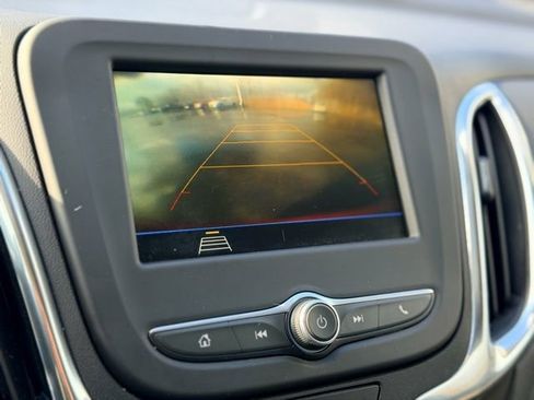 Used 2019 Chevrolet Equinox LT w/ Driver Convenience Package image 13