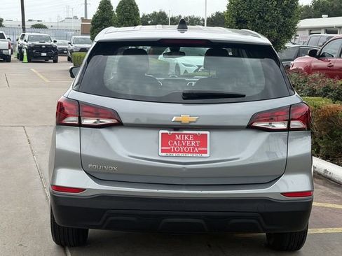 Used 2023 Chevrolet Equinox LS w/ LPO, Floor Liner Package FWD image 6