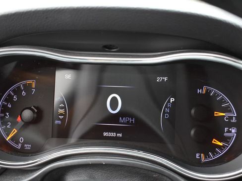 Used 2018 Jeep Grand Cherokee Limited w/ Mopar Chrome Edition Group image 15