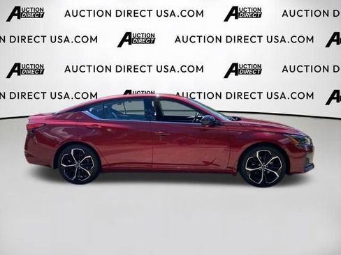 Used 2023 Nissan Altima 2.5 SR w/ SR Premium Package FWD image 23