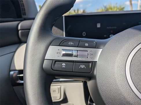 New 2025 Hyundai Tucson SEL image 28