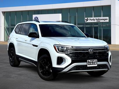 New 2026 Volkswagen Atlas Peak Edition