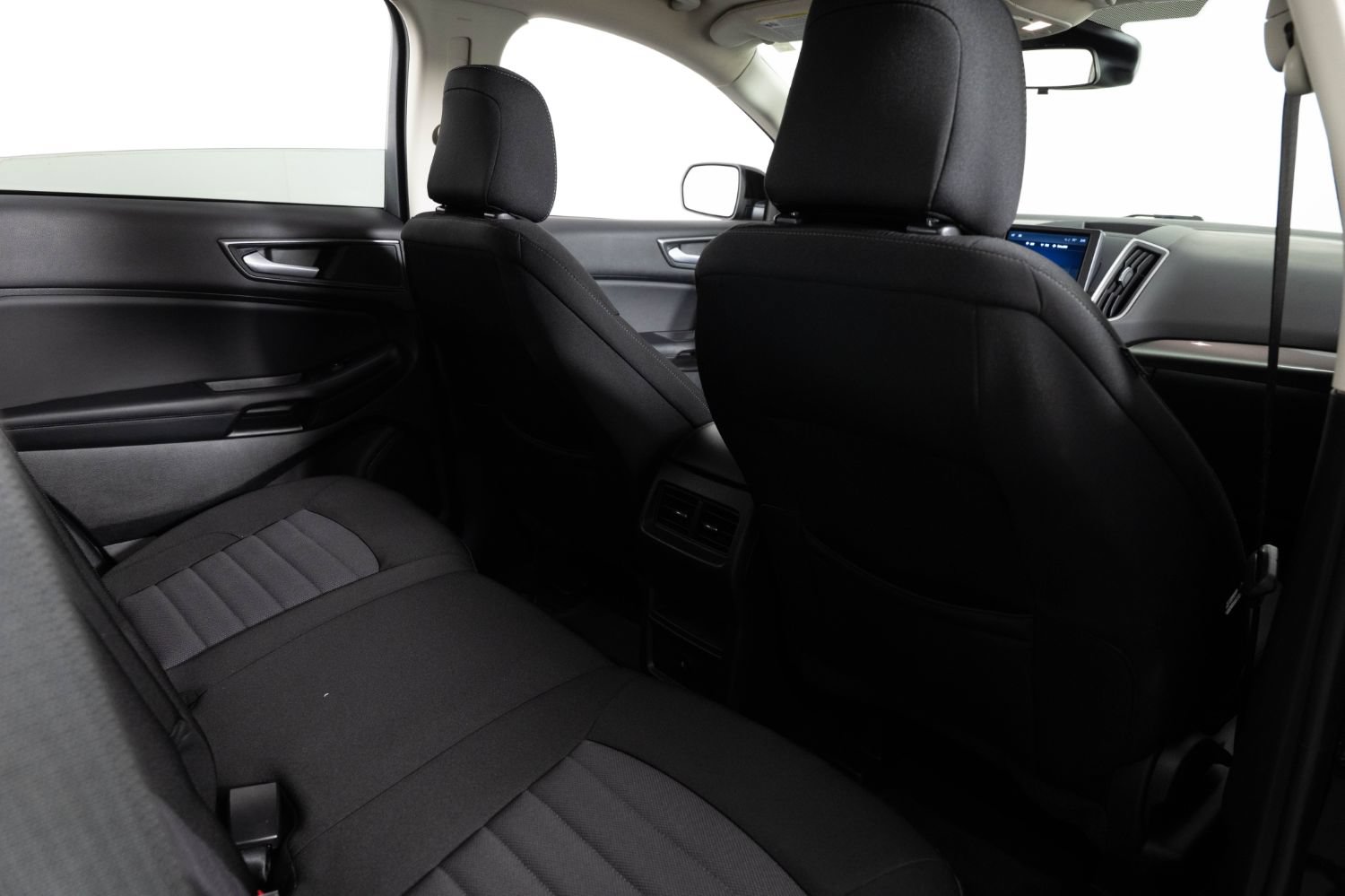 Used 2022 Ford Edge SE w/ Black Appearance Package AWD/4WD image 20