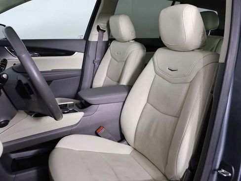 Used 2022 Cadillac XT6 Premium Luxury w/ Technology Package image 34