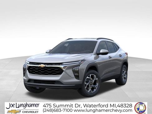 New 2026 Chevrolet Trax LT w/ Sunroof Package FWD image 6